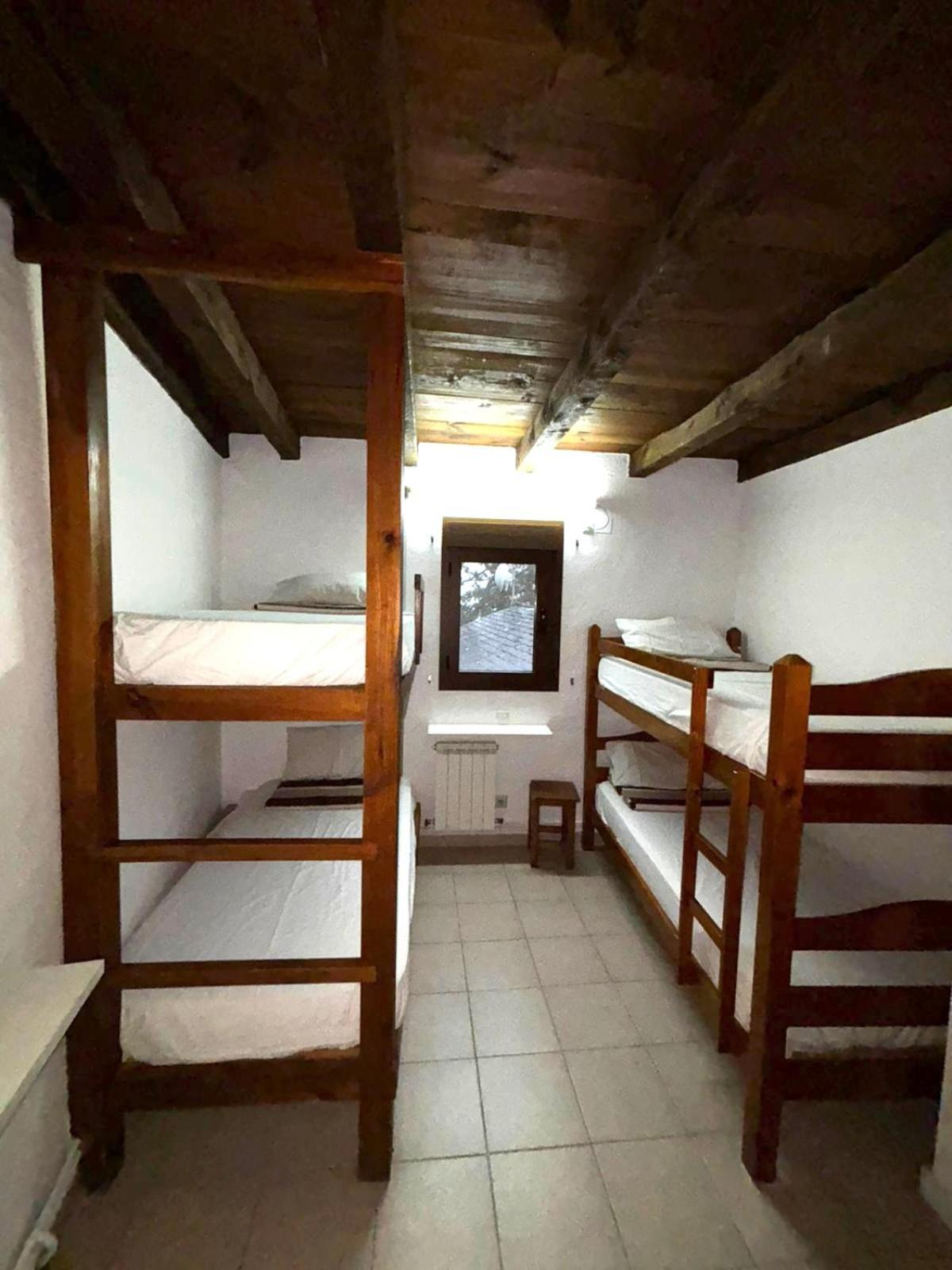 Albergue La Escuela De Lirí Buitenkant foto